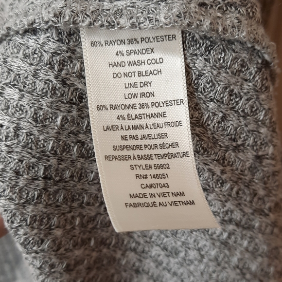 *NWOT* MONTEAU L.A. Button Down, Long Sleeve, Sweater Dress - Picture 4 of 7